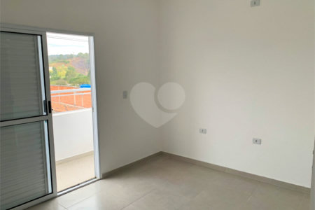 Sobrado à venda com 3 quartos, sendo 2 suítes, em Vila Granada, Mairinque, SP