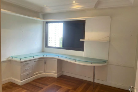 Apartamento à venda com 4 suítes em Vila Suzana, São Paulo, SP