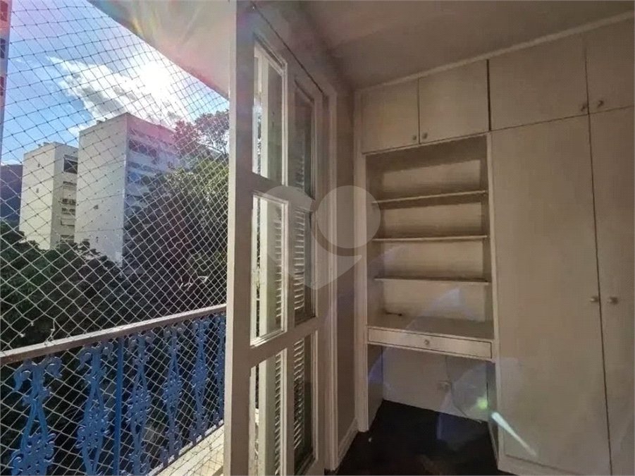 Apartamento à venda com 4 quartos, sendo 1 suíte, em Lagoa, Rio de Janeiro, RJ
