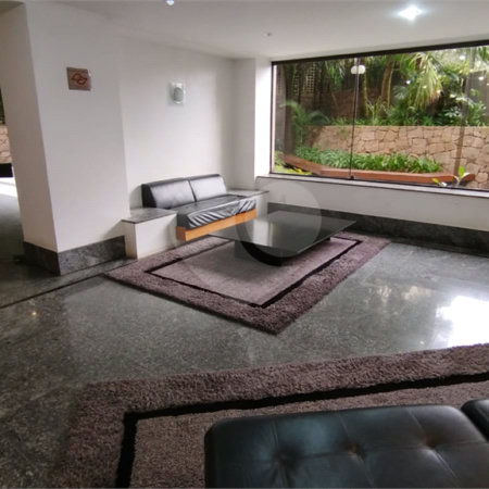 Duplex para alugar com 3 suítes em Real Parque, São Paulo, SP