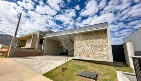 Casa à venda com 3 suítes no condomínio Saint Paul, Itu - SP