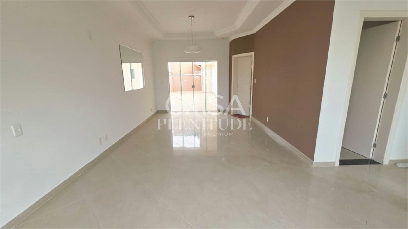 Casa em condomínio para alugar com 3 quartos, sendo 1 suíte, em Parque Residencial Villa dos Inglezes, Sorocaba, SP