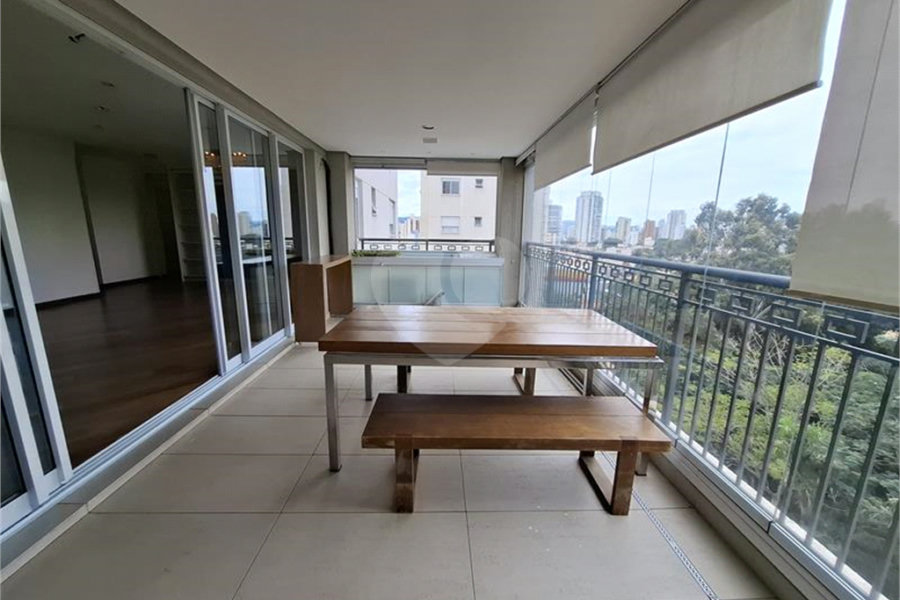 Apartamento para alugar com 3 suítes em Santana, São Paulo, SP