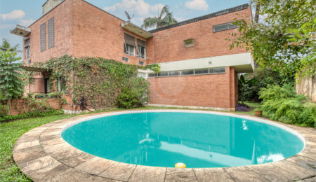 Sobrado à venda com 4 quartos, sendo 2 suítes,  em Granja Julieta, São Paulo, SP