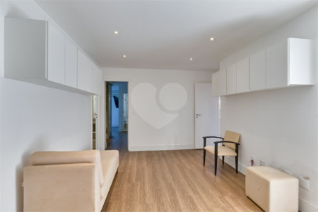 Apartamento à venda com 3 suítes em Alto da Boa Vista, São Paulo, SP