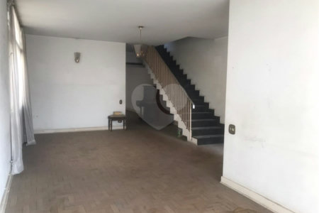 Sobrado à venda com 4 quartos, sendo 2 suítes, em Jardim São Paulo(zona Norte), São Paulo, SP