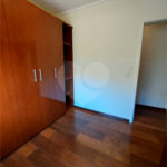 Sobrado à venda com 3 quartos, sendo 2 suítes, em Vila Romero, São Paulo, SP
