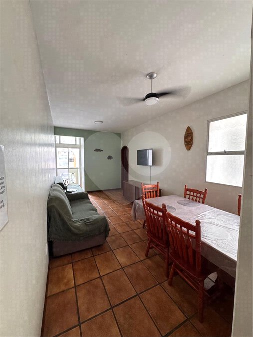Apartamento à venda com 3 quartos, sendo 1 suíte,  em Vila Nova, Cabo Frio, RJ