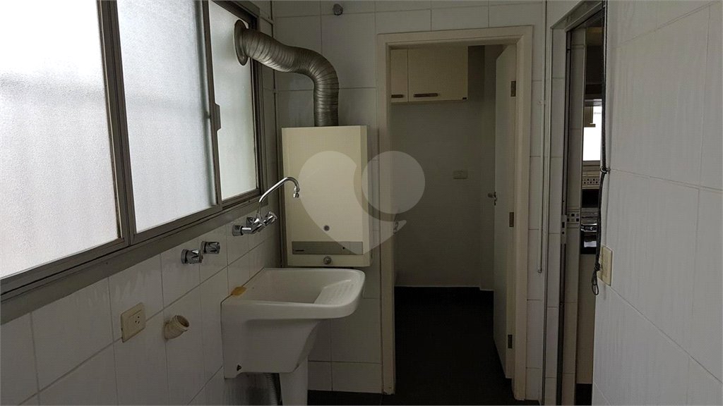 Apartamento à venda com 3 quartos, sendo 1 suíte, em Alto da Lapa, São Paulo, SP