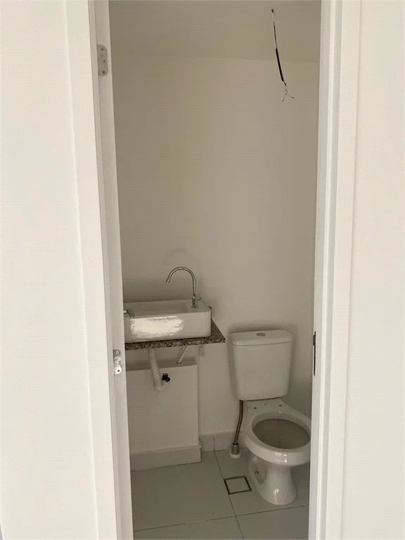 Apartamento à venda com 3 suítes em Jardim Caboré, São Paulo, SP