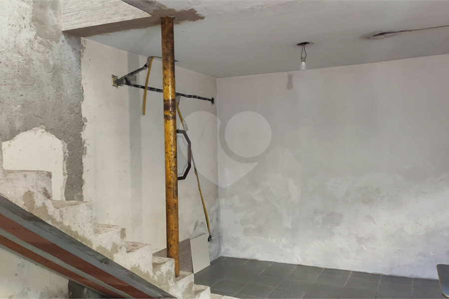 Casa à venda com 4 quartos, sendo 1 suíte, no condomínio Travessa Jacob,38, São Paulo - SP