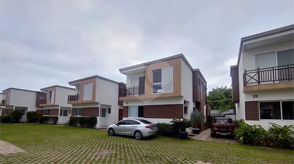 Casa à venda ou para alugar com 4 suítes no condomínio Sambaqui, São Sebastião - SP