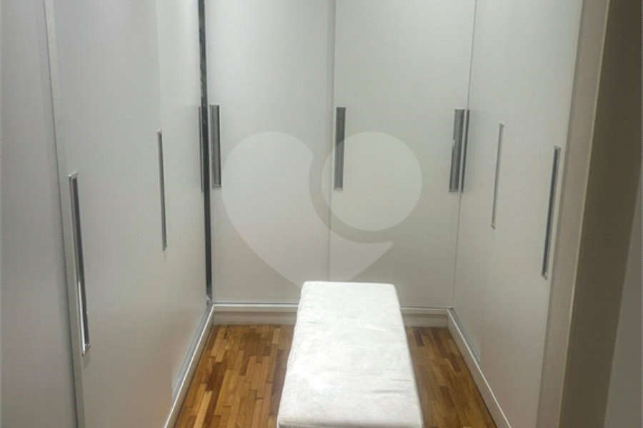 Casa à venda com 4 quartos, sendo 3 suítes,  no condomínio Itatinga 1, São Paulo - SP