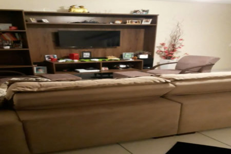 Casa à venda com 3 quartos, sendo 1 suíte, em Vila Dalva, São Paulo, SP