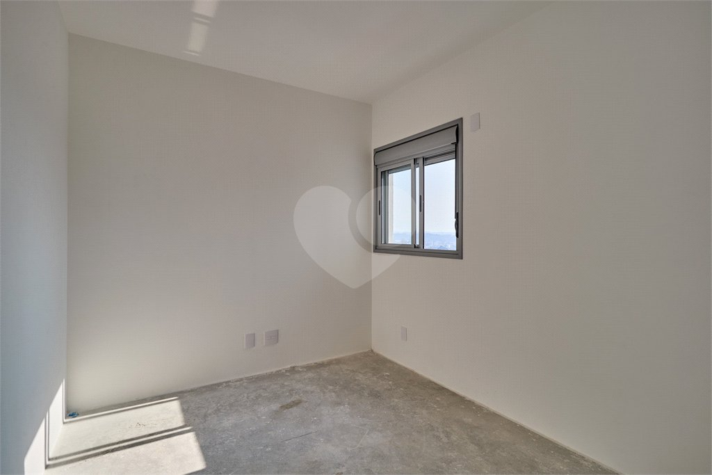 Apartamento à venda com 3 quartos, sendo 1 suíte, em Jardim Marajoara, São Paulo, SP