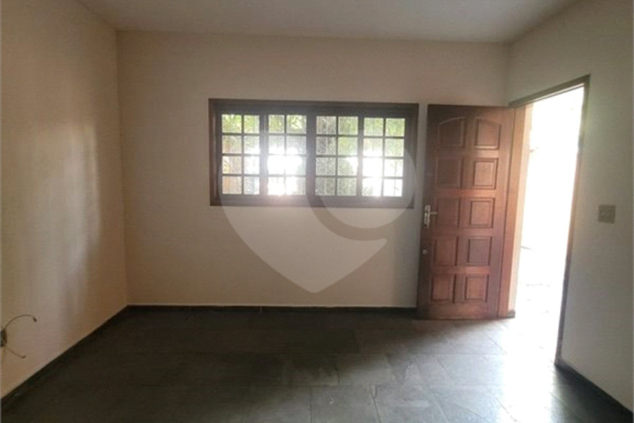 Casa à venda com 3 quartos, sendo 1 suíte, em Tucuruvi, São Paulo, SP