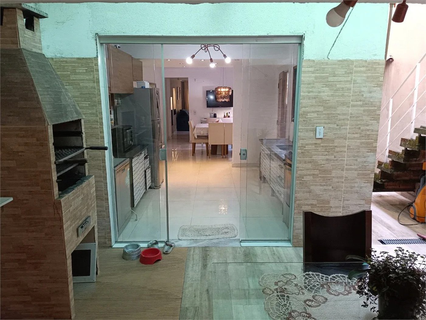 Casa à venda com 3 quartos, sendo 1 suíte, em Butantã, São Paulo, SP