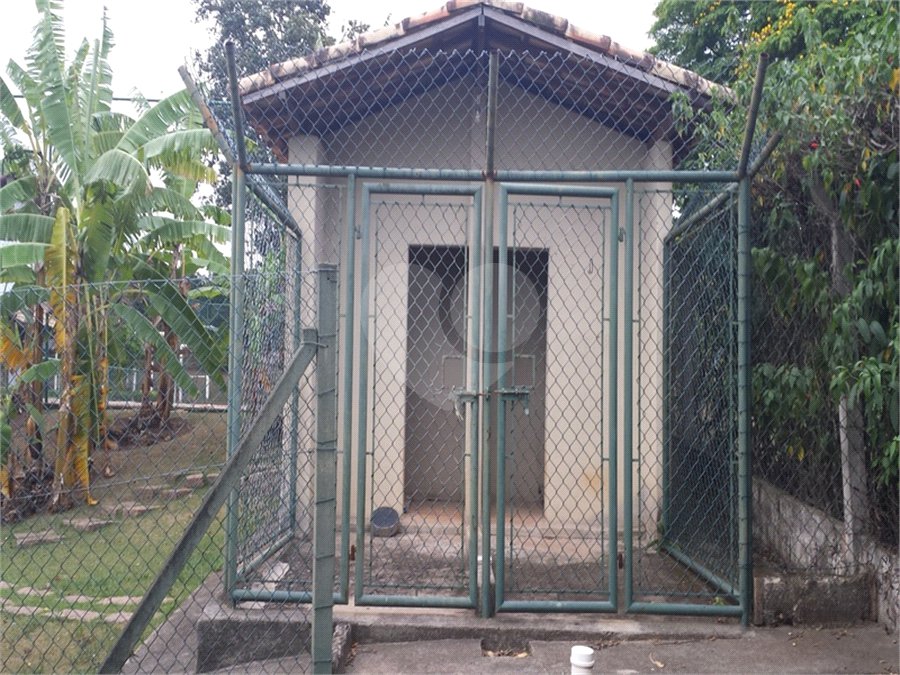 Casa à venda ou para alugar com 4 suítes no condomínio Residencial Vale das Laranjeiras, Indaiatuba - SP