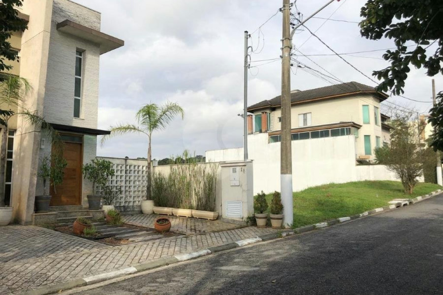 Terreno à venda em Horto, São Paulo, SP