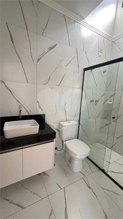 Sobrado à venda ou para alugar com 3 quartos, sendo 1 suíte, em Jardim dos Pinheiros, Atibaia, SP