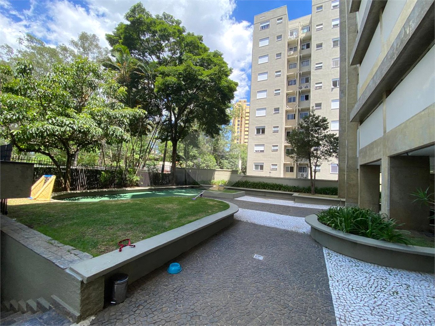 Apartamento à venda com 3 quartos, sendo 1 suíte, em Morumbi, São Paulo, SP
