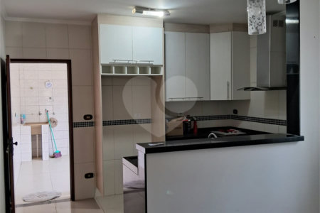 Sobrado à venda com 3 quartos, sendo 1 suíte,  em Cidade Nova I, Indaiatuba, SP
