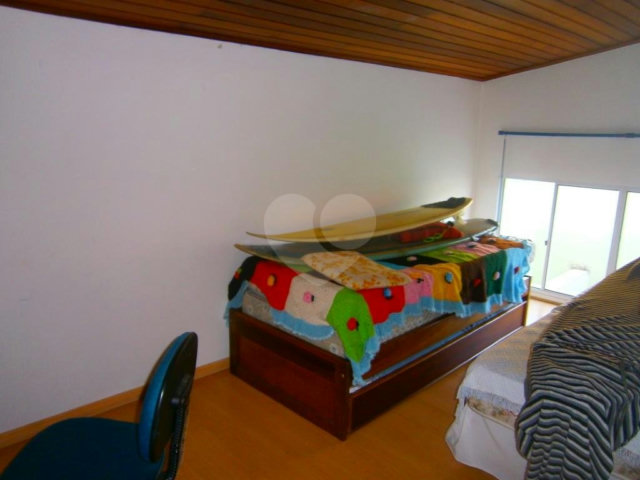 Casa à venda com 4 quartos, sendo 1 suíte,  em Horto, São Paulo, SP
