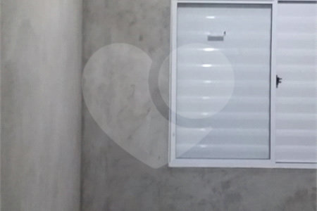Sobrado à venda com 2 quartos, sendo 1 suíte, em Santa Teresinha, São Paulo, SP