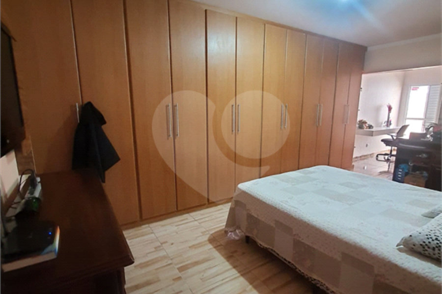 Casa Térrea à venda com 3 quartos, sendo 1 suíte, em Vila Pereira Barreto, São Paulo, SP