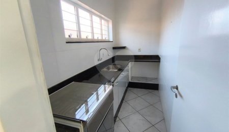 Casa à venda com 3 quartos, sendo 1 suíte, em Vila Vendramini, Itapetininga, SP