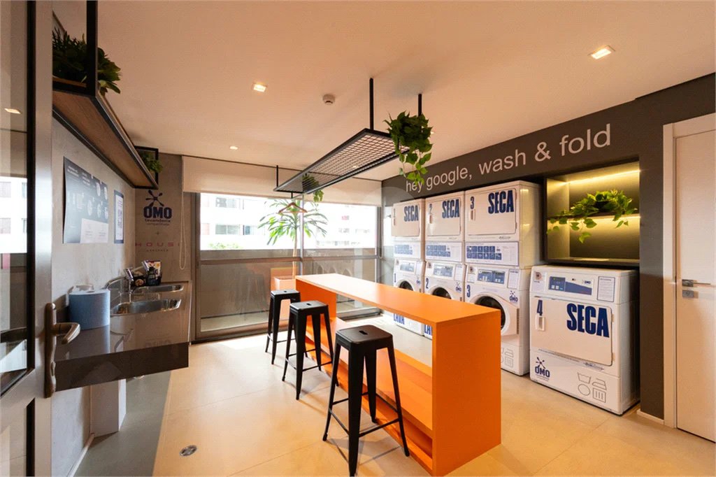 LINDO STUDIO DE 32M² PRÓXIMO DE TUDO
