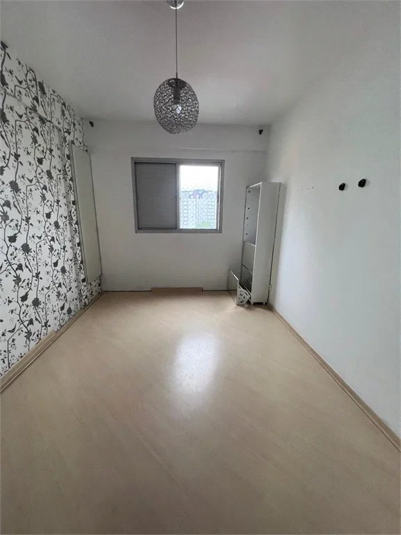 Apartamento à venda com 2 quartos, sendo 1 suíte, em Jardim Ester, São Paulo, SP