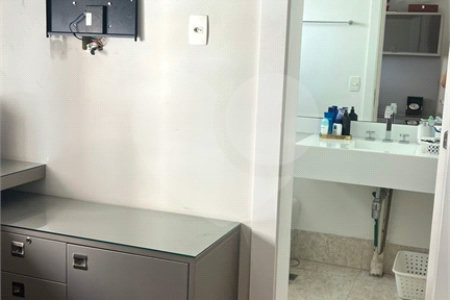 Apartamento à venda com 3 suítes em Água Branca, São Paulo, SP