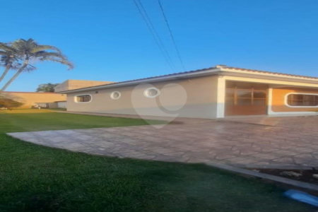 Casa à venda com 3 quartos no Centro, Iperó, SP