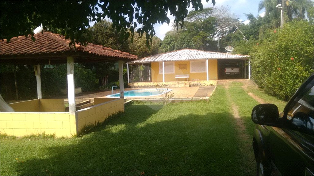 Chácara à venda com 5 quartos, sendo 2 suítes,  em Chácara Recreio Danubio, Holambra, SP