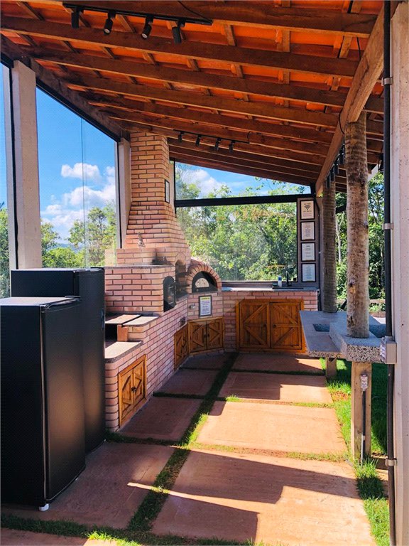 Sítio à venda com 3 suítes em Vila Darcy Penteado (mailasqui), São Roque, SP
