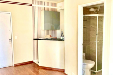 Apartamento à venda ou para alugar com 1 suíte em Indianópolis, São Paulo, SP