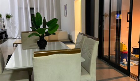Casa à venda com 3 quartos, sendo 1 suíte,  no condomínio Village Ipanema Ii, Araçoiaba da Serra - SP