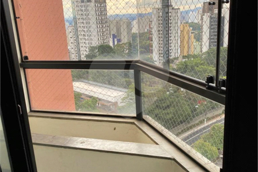 Apartamento à venda com 4 quartos, sendo 3 suítes,  em Morumbi, São Paulo, SP