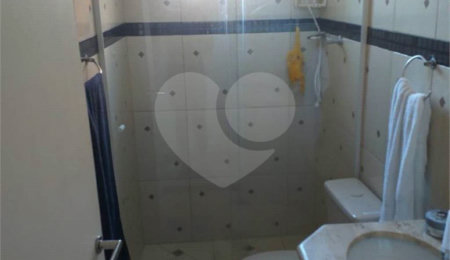Sobrado à venda com 5 quartos, sendo 1 suíte,  em Tremembé, São Paulo, SP