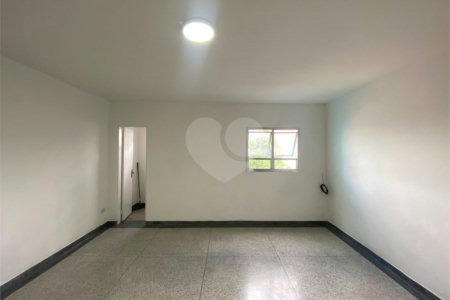 Sala para alugar em Vila Acoreana, Poá, SP