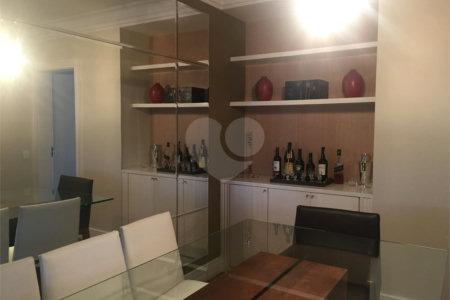 Apartamento à venda com 3 quartos, sendo 2 suítes, em Vila Suzana, São Paulo, SP
