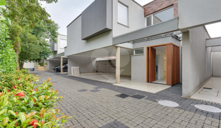 Casa à venda com 4 suítes no condomínio Gaia, São Paulo - SP