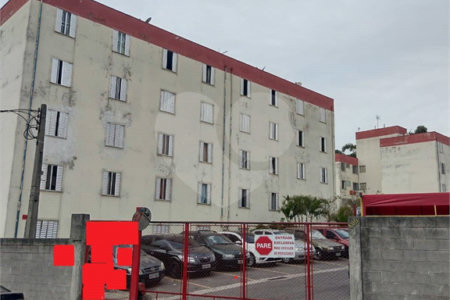 Apartamento à venda com 2 quartos em Jardim do Castelo, Ferraz de Vasconcelos, SP