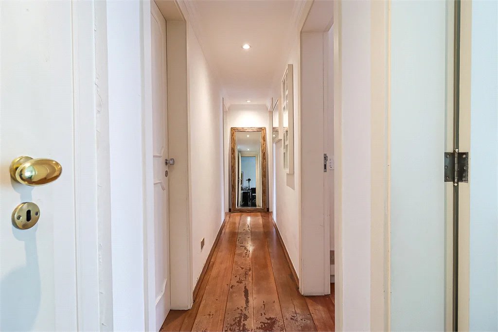 Apartamento à venda com 4 quartos, sendo 2 suítes, em Vila Morumbi, São Paulo, SP