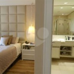 Sobrado à venda com 4 quartos, sendo 3 suítes, em Paraíso do Morumbi, São Paulo, SP