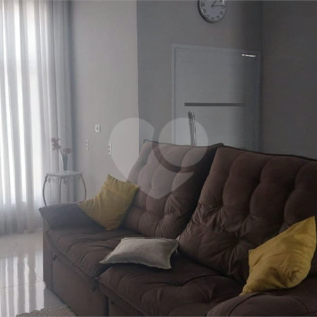 Casa à venda com 2 quartos, sendo 1 suíte, no condomínio Horto Florestal Villagio, Sorocaba - SP