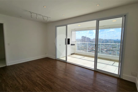 Apartamento à venda ou para alugar com 3 quartos, sendo 2 suítes, em Vila Anastácio, São Paulo, SP