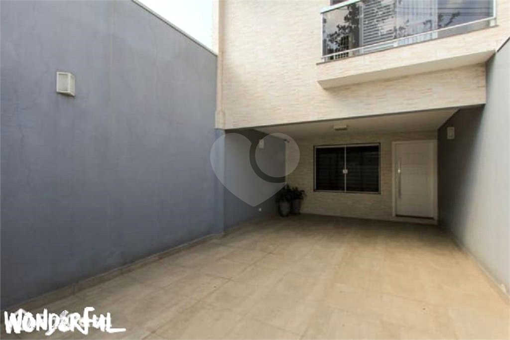 Casa à venda com 3 quartos, sendo 1 suíte, no condomínio Casa Térrea, São Paulo - SP