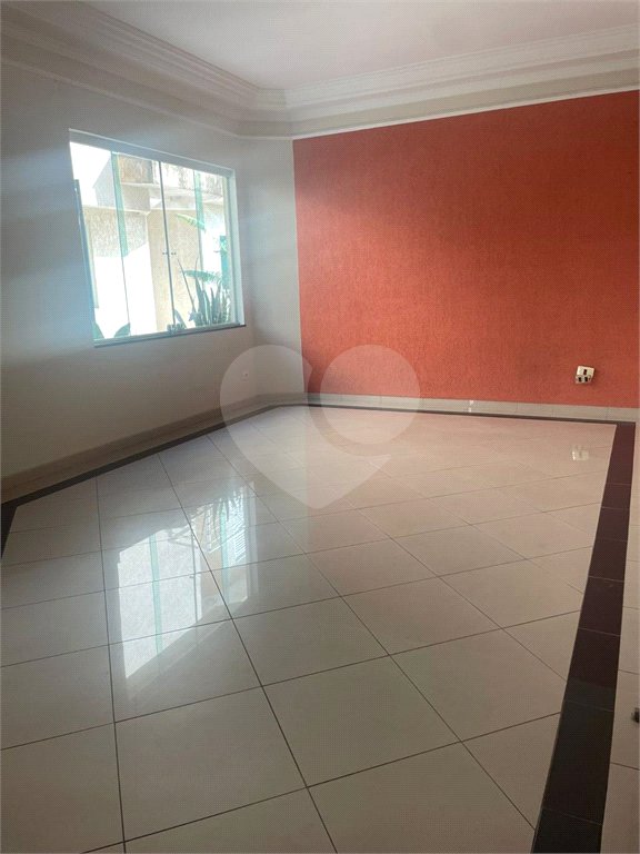 Casa à venda com 3 quartos, sendo 1 suíte,  no condomínio Palm Residence, Santo André - SP